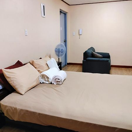 Zenmist Properties - Studio Unit Baguio City Room photo